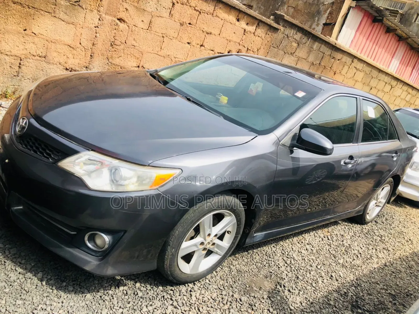 Toyota Camry SE 4dr Sedan (2.5L 4cyl 6A) 2014 Gray