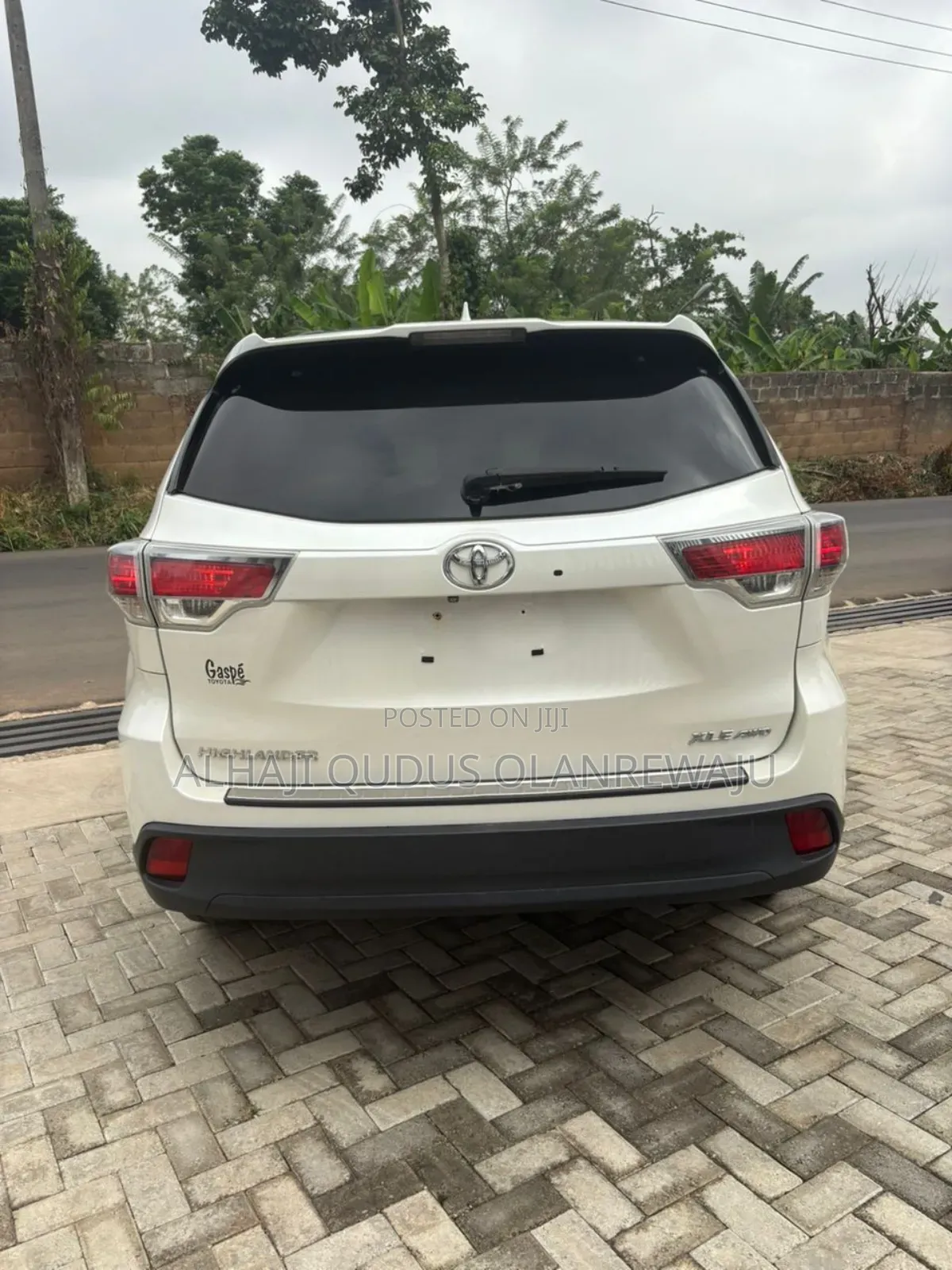 Toyota Highlander LE Plus V6 4x2 (3.5L 6cyl 6A) 2016 White