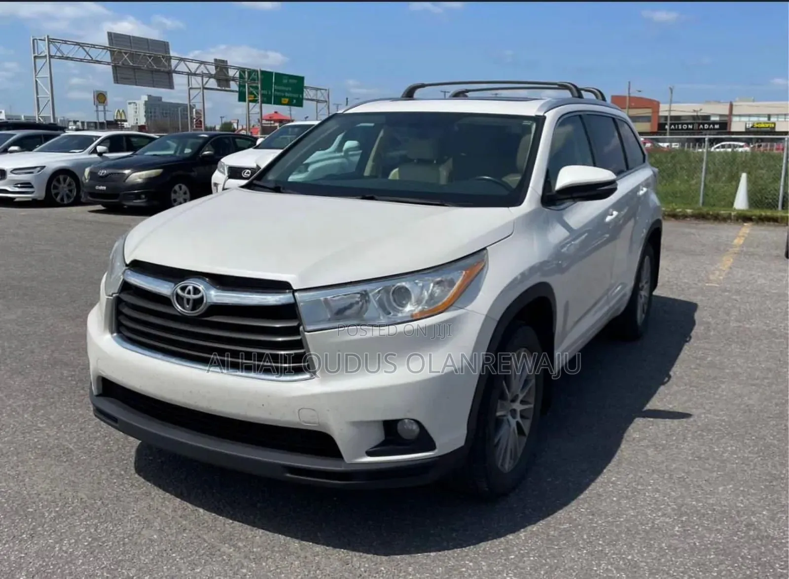 Toyota Highlander LE Plus V6 4x2 (3.5L 6cyl 6A) 2016 White