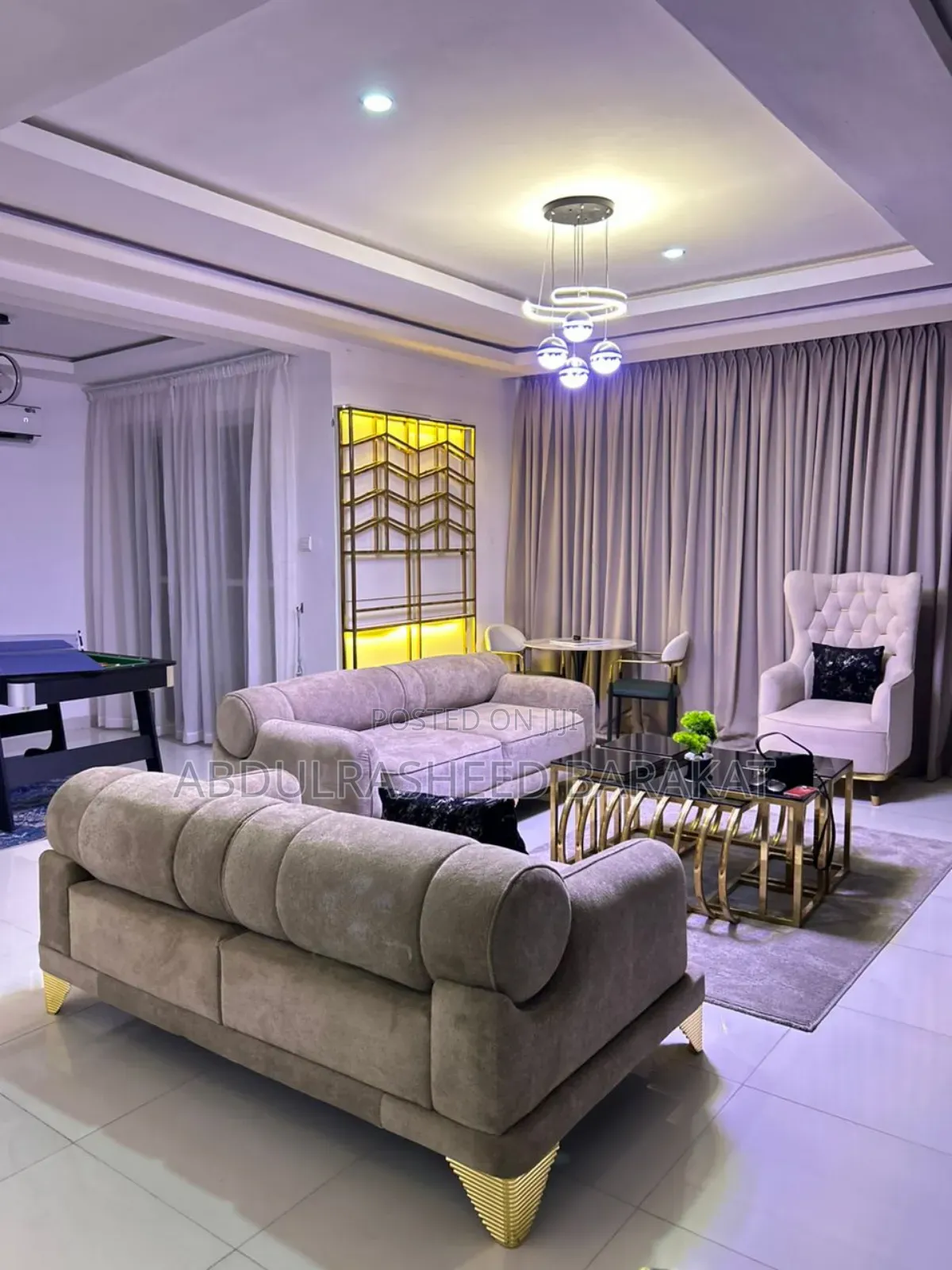 Exquisite Two Bedroom Apartment With Tennis