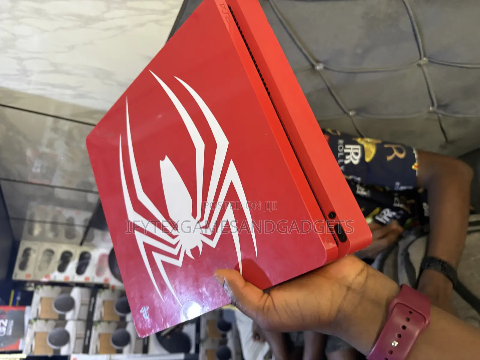 Ps 4 Slim 500gb With 2 Pads and 12 Games Fc26 Included
