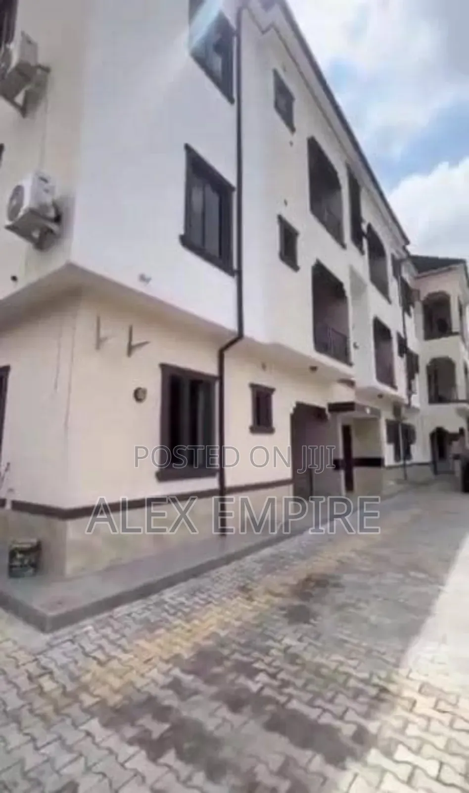 2bdrm Block of Flats in Amuwo-Odofin for sale