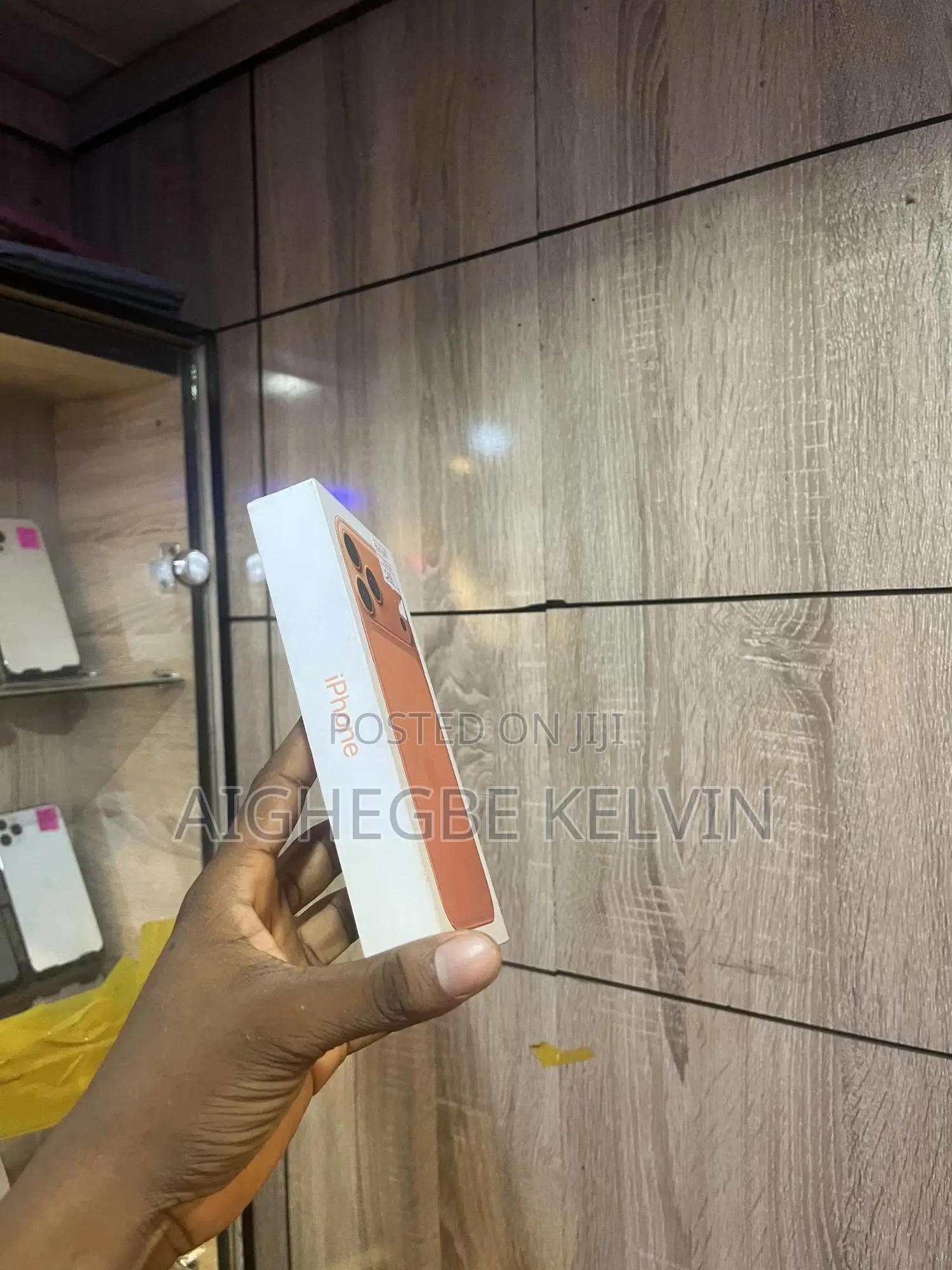 New Apple iPhone 17 Pro Max 256 GB Orange