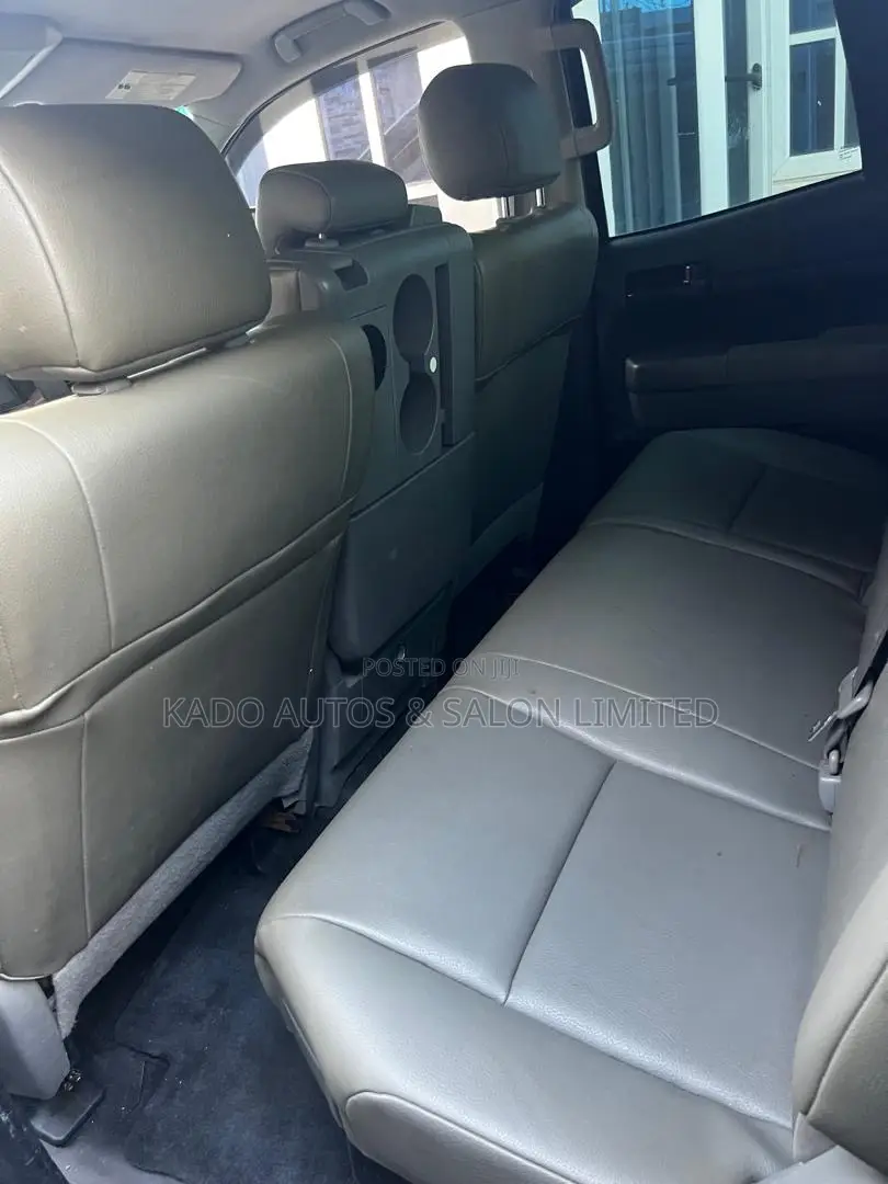 Toyota Tundra 2013 Gray