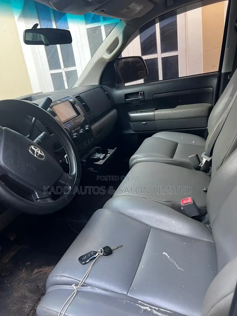 Toyota Tundra 2013 Gray