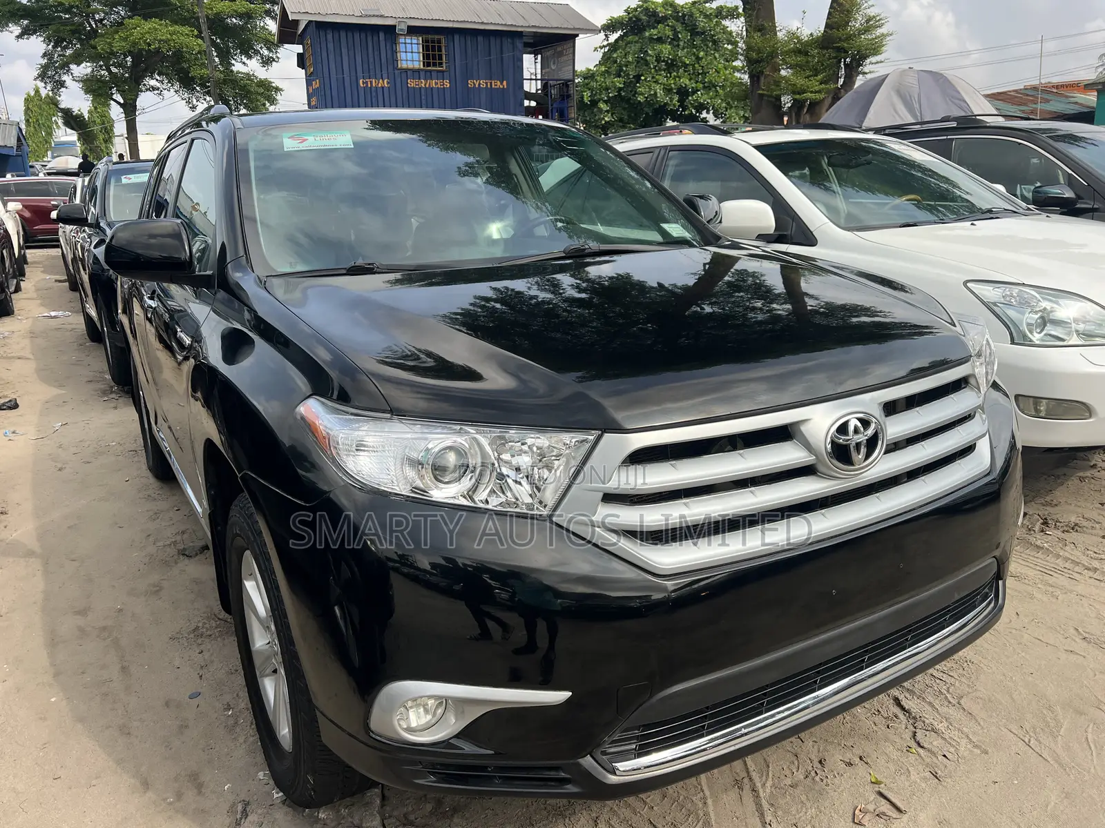 Toyota Highlander Limited 3.5l 4WD 2013 Black