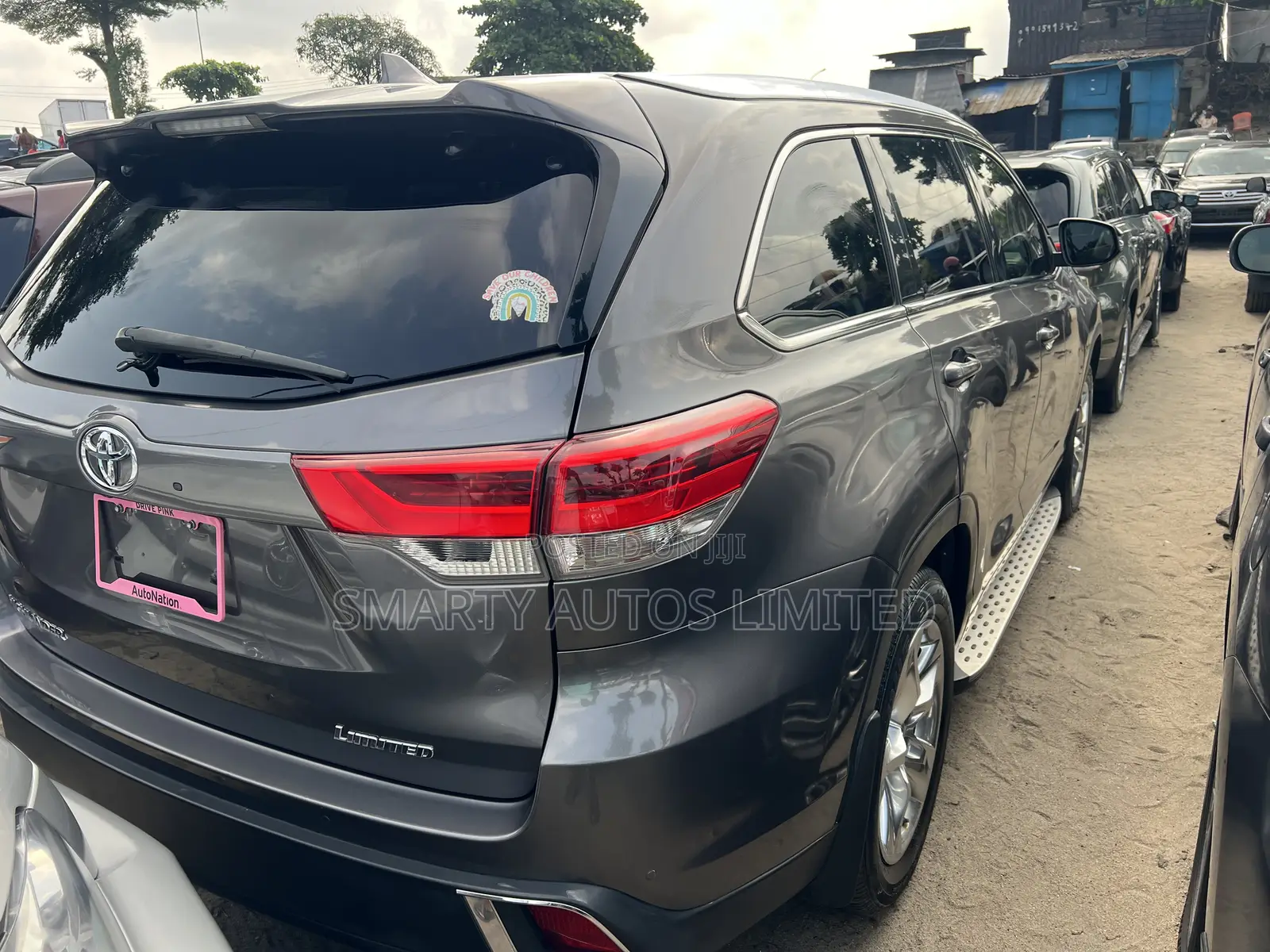 Toyota Highlander 2018 Brown
