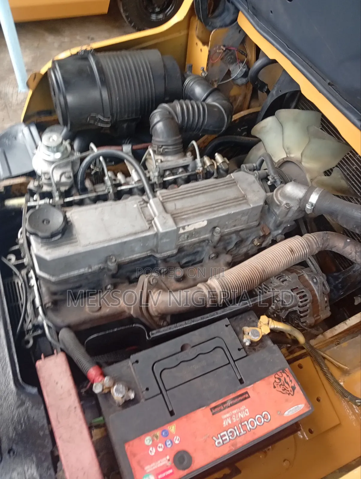 2.5tons Caterpillar Forklift