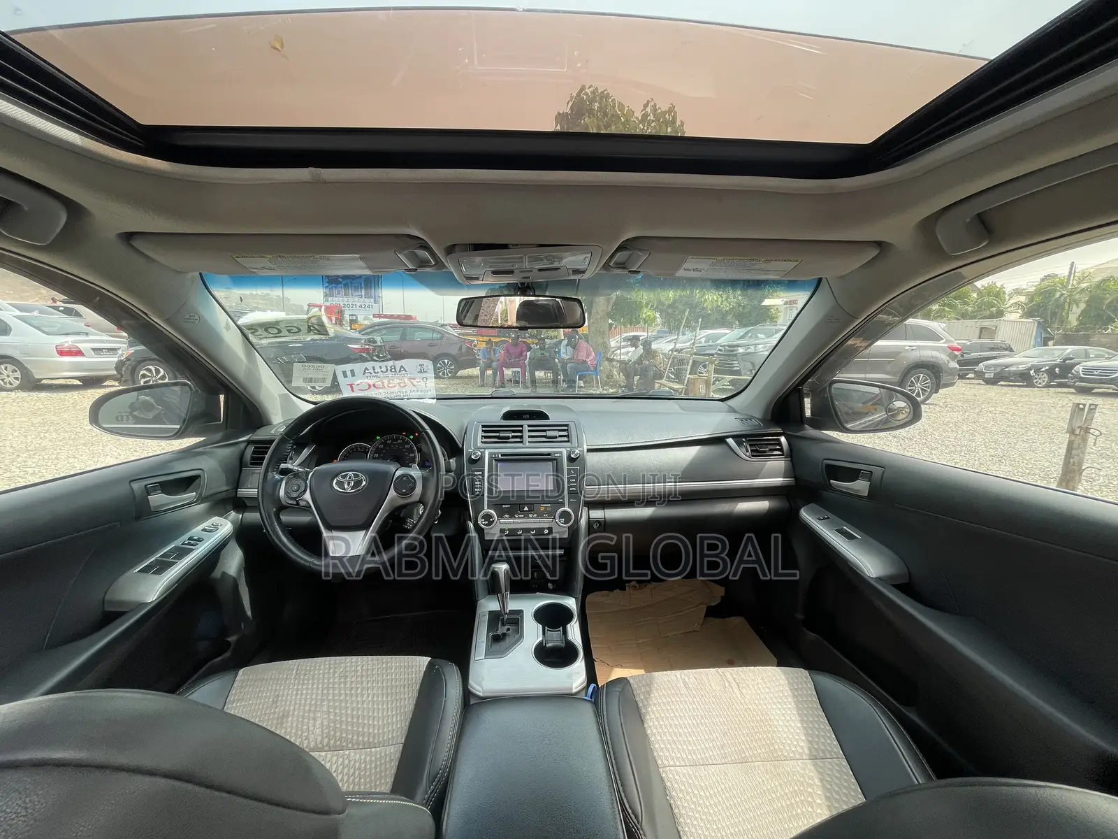 Toyota Camry SE 4dr Sedan (2.5L 4cyl 6A) 2013 Black