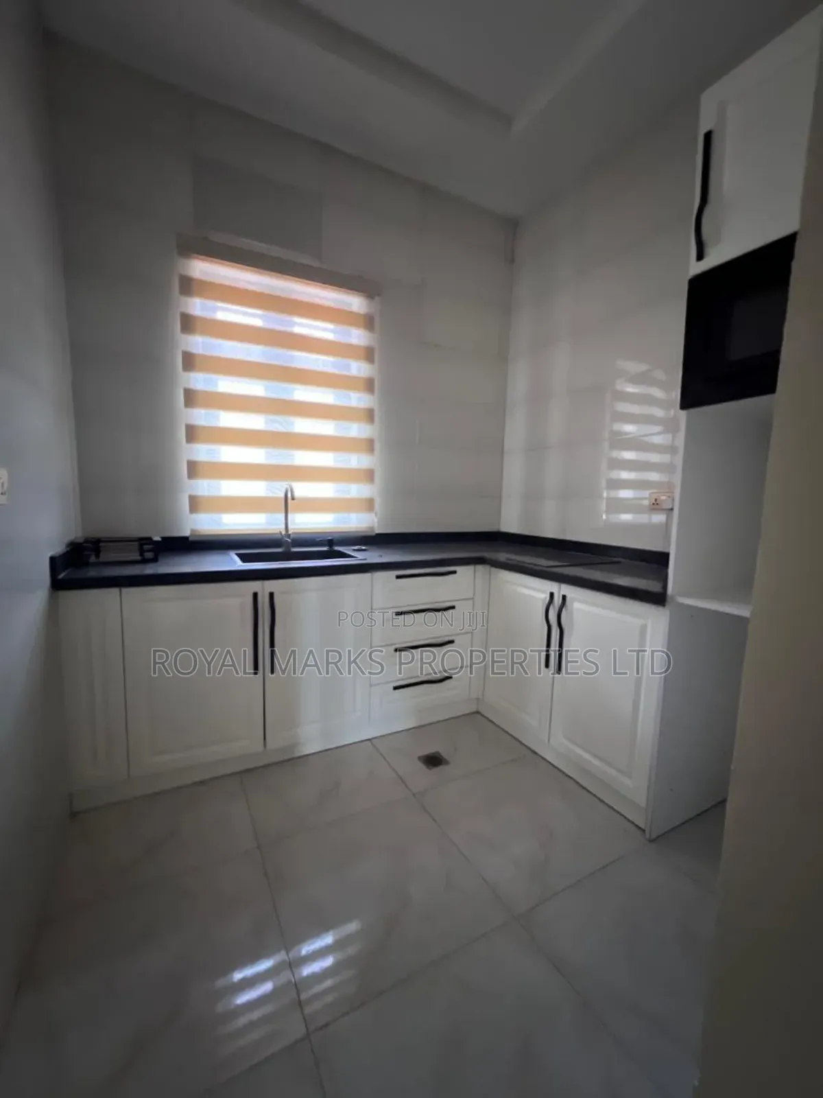 6bdrm Duplex in Katampe Extension for sale