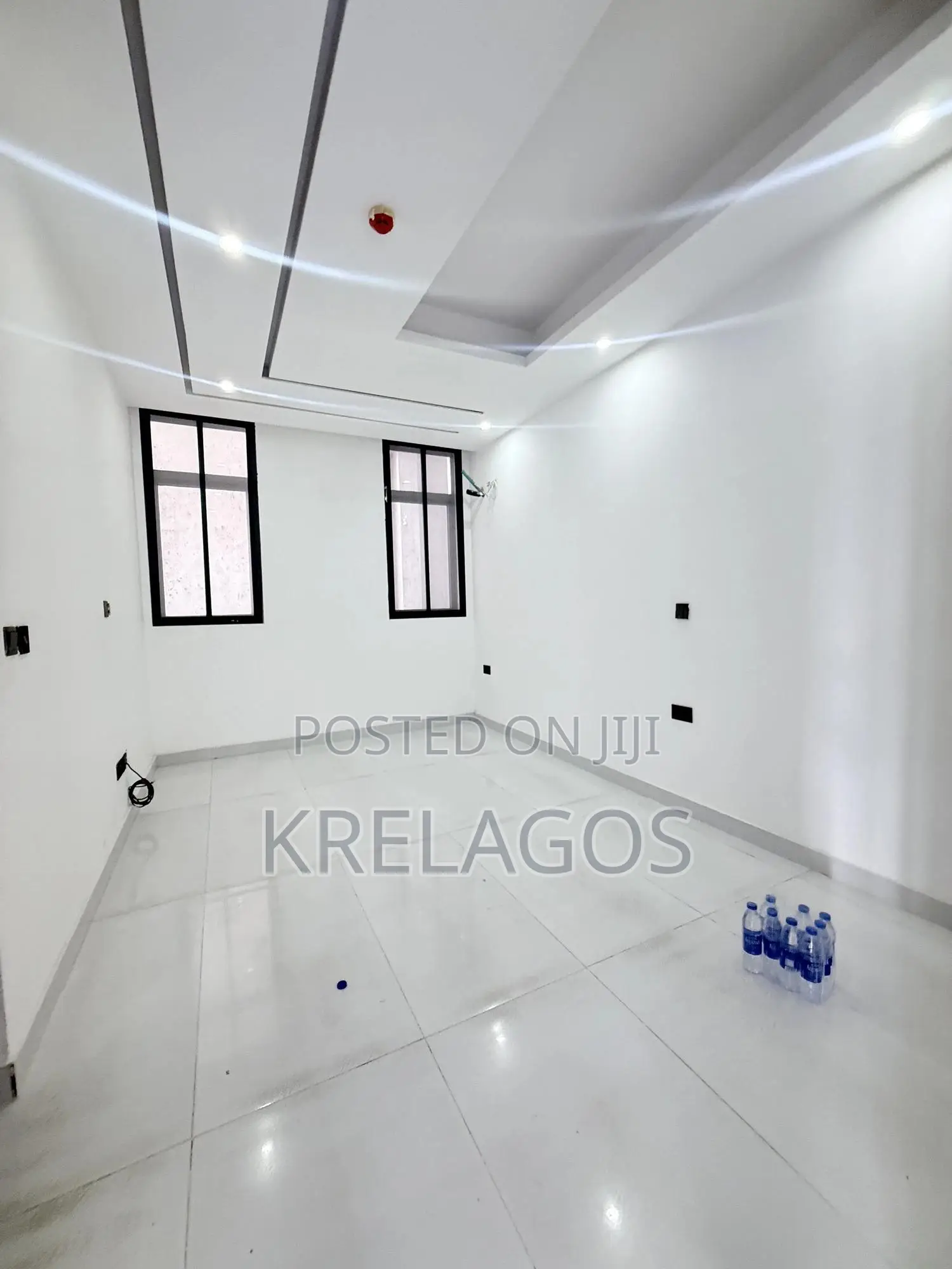 2bdrm Apartment in Lekki Phase 1 for sale
