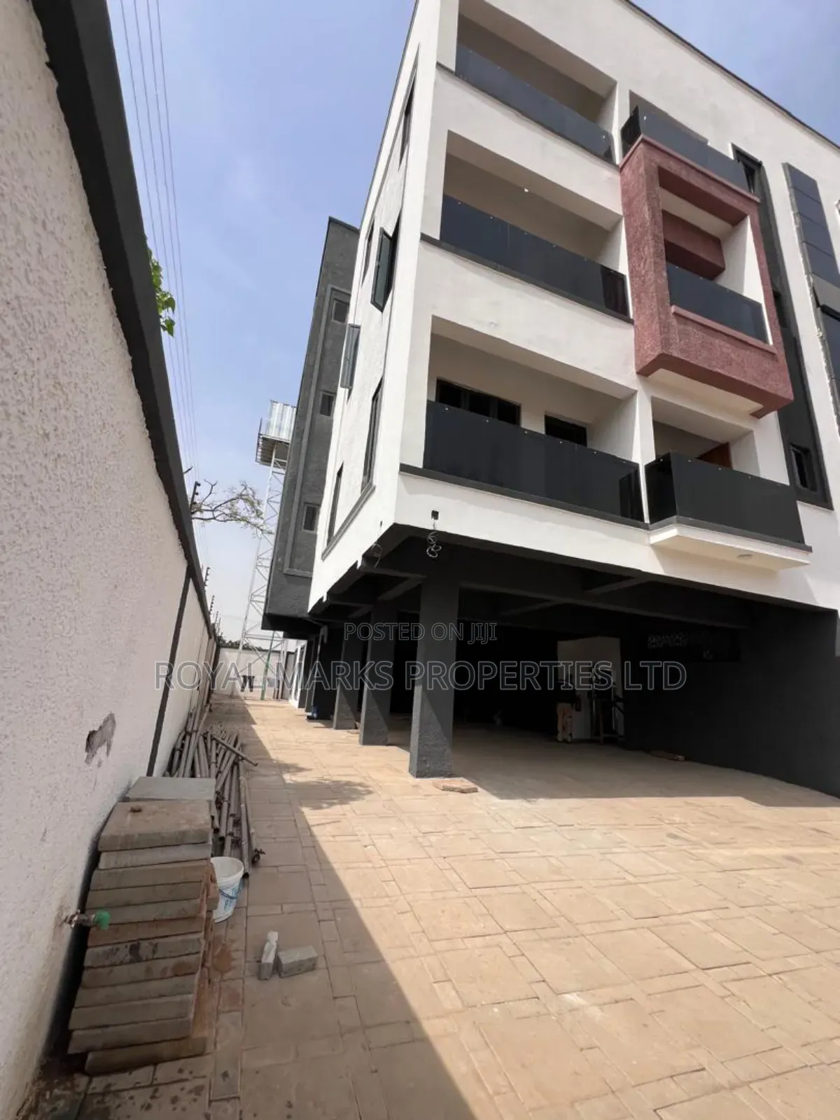 3bdrm House in Katampe (Main) for sale