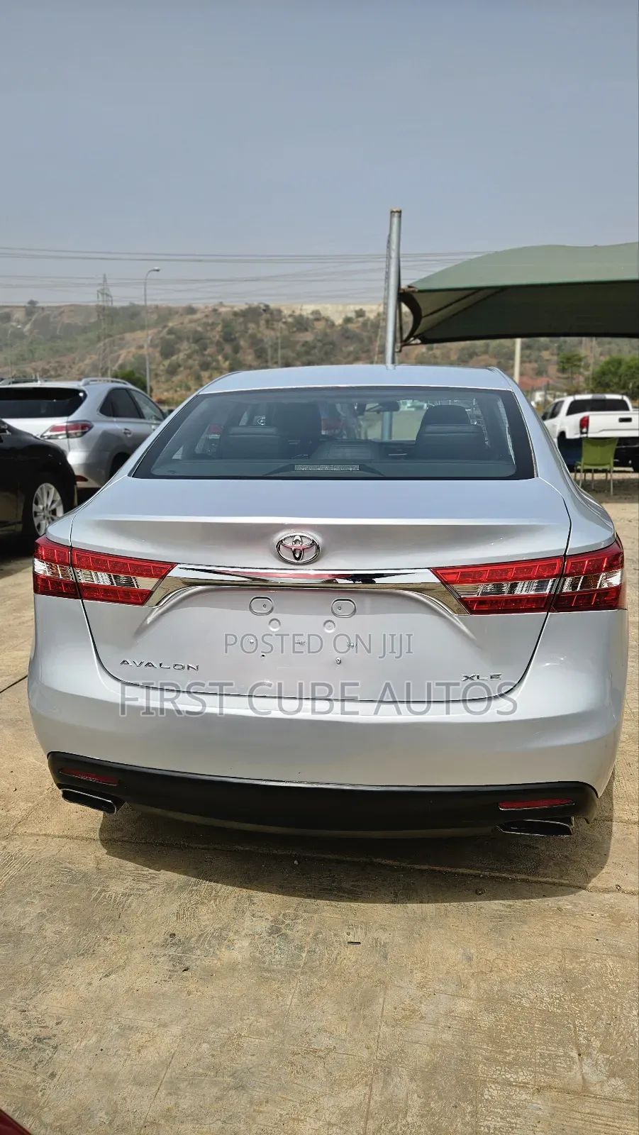 Toyota Avalon XLE Sedar FWD (3.5L 6cyl 6A) 2013 Silver