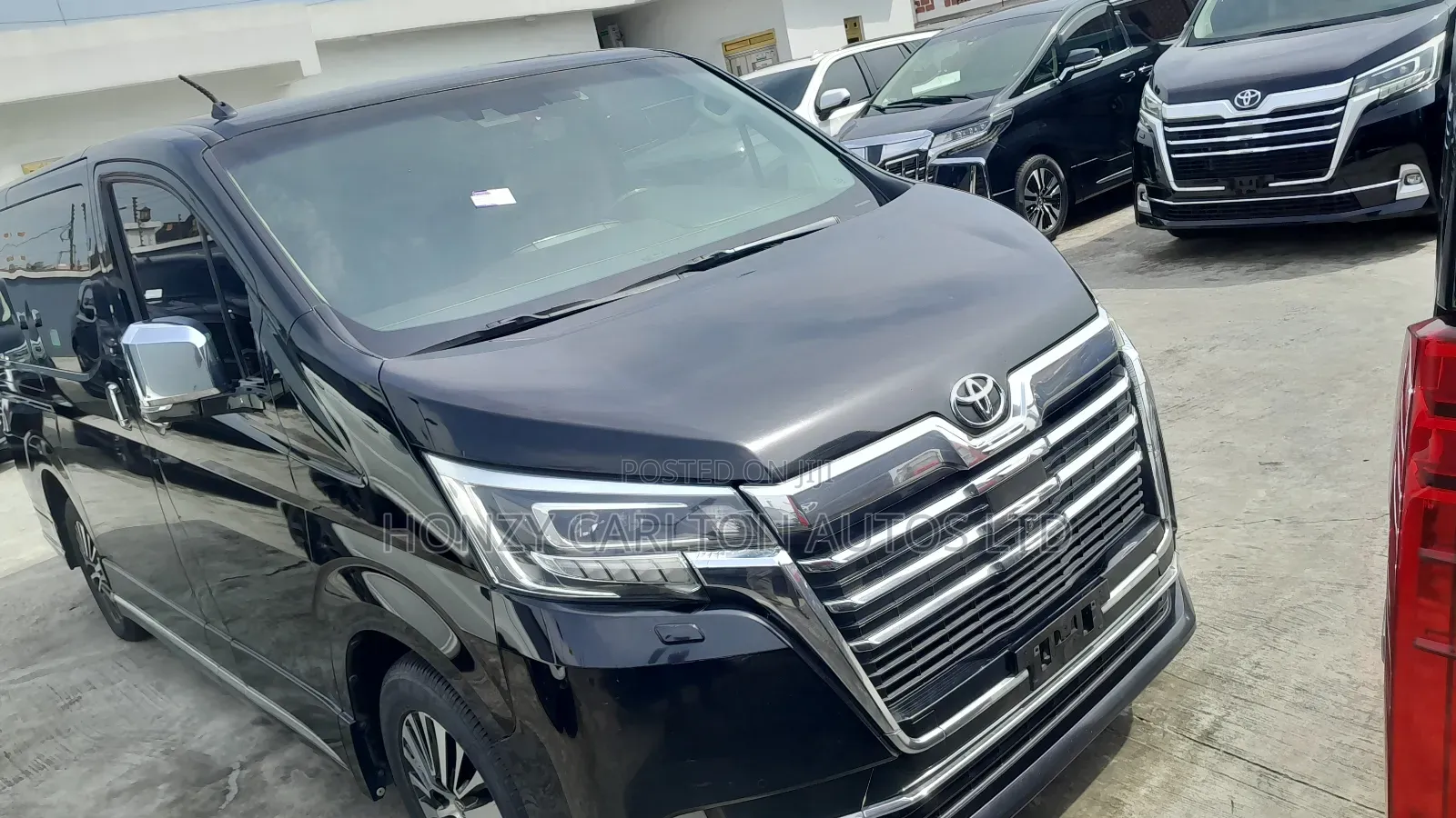 Toyota Granvia 2020 Black