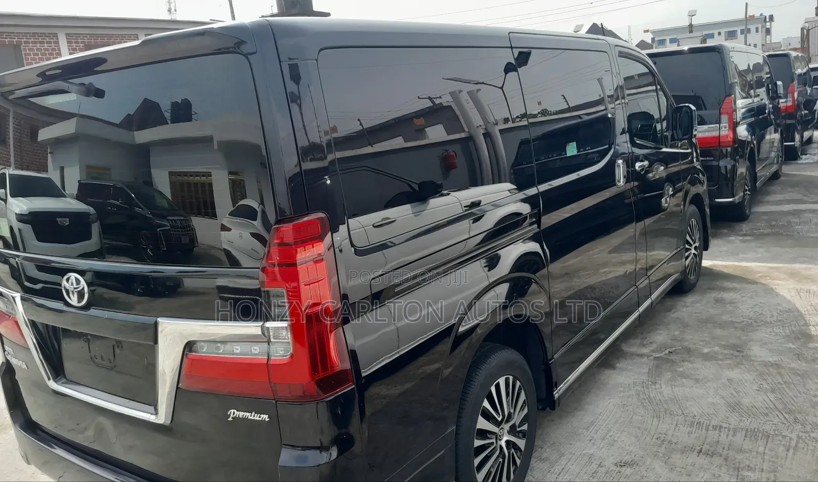 Toyota Granvia 2020 Black
