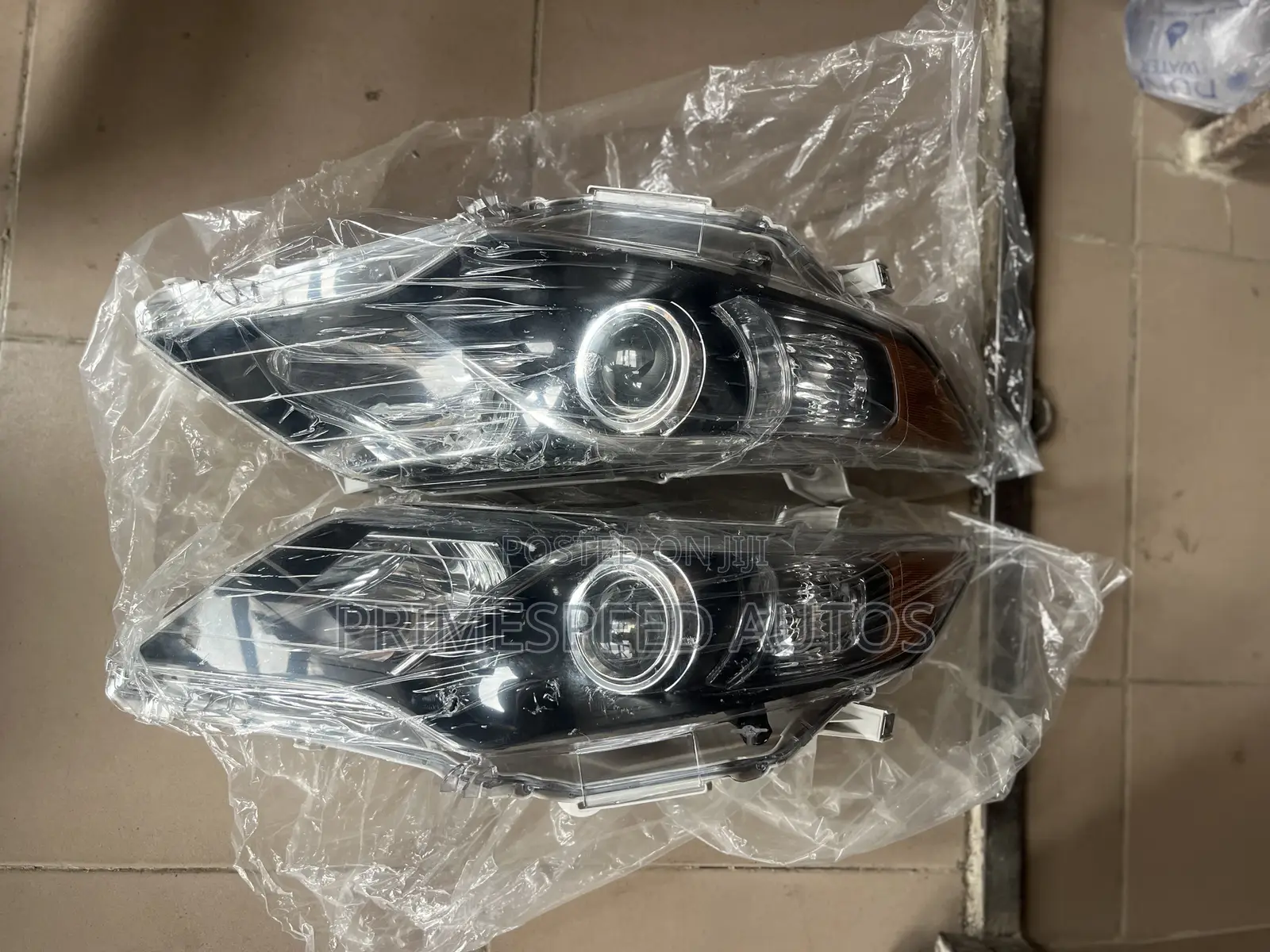 Set Headlamp Camry 2012 Dark Face Model