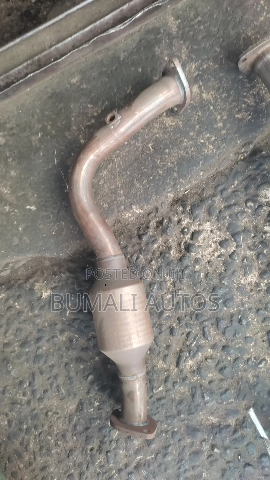 Brand New Center Catalyst for Toyota Rav4 2012-2015 Model