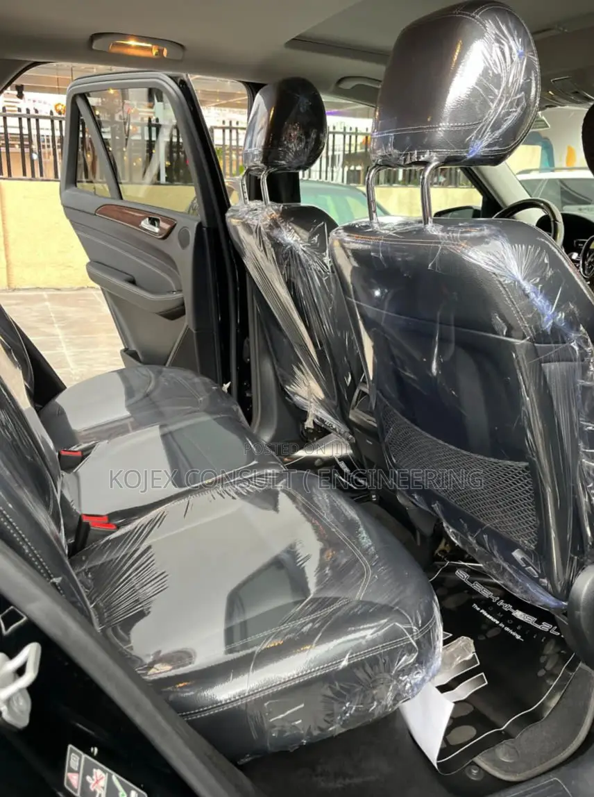 Mercedes-Benz M Class ML 350 4Matic 2012 Black