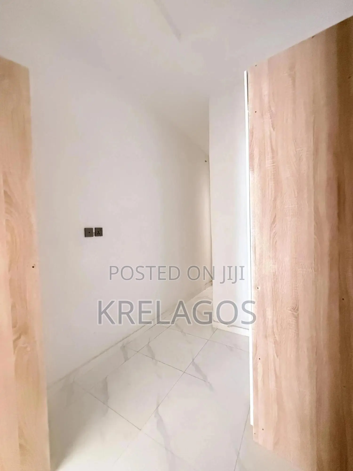 3bdrm Duplex in Abraham Adesanya Estate for sale