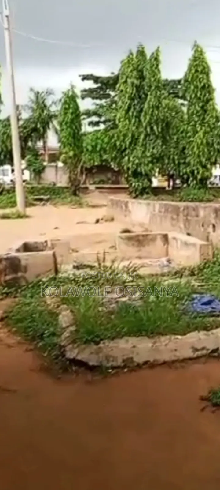 Commercial Half Plot Measuring 25ft by 120ft Along Ikotun Rd Igando