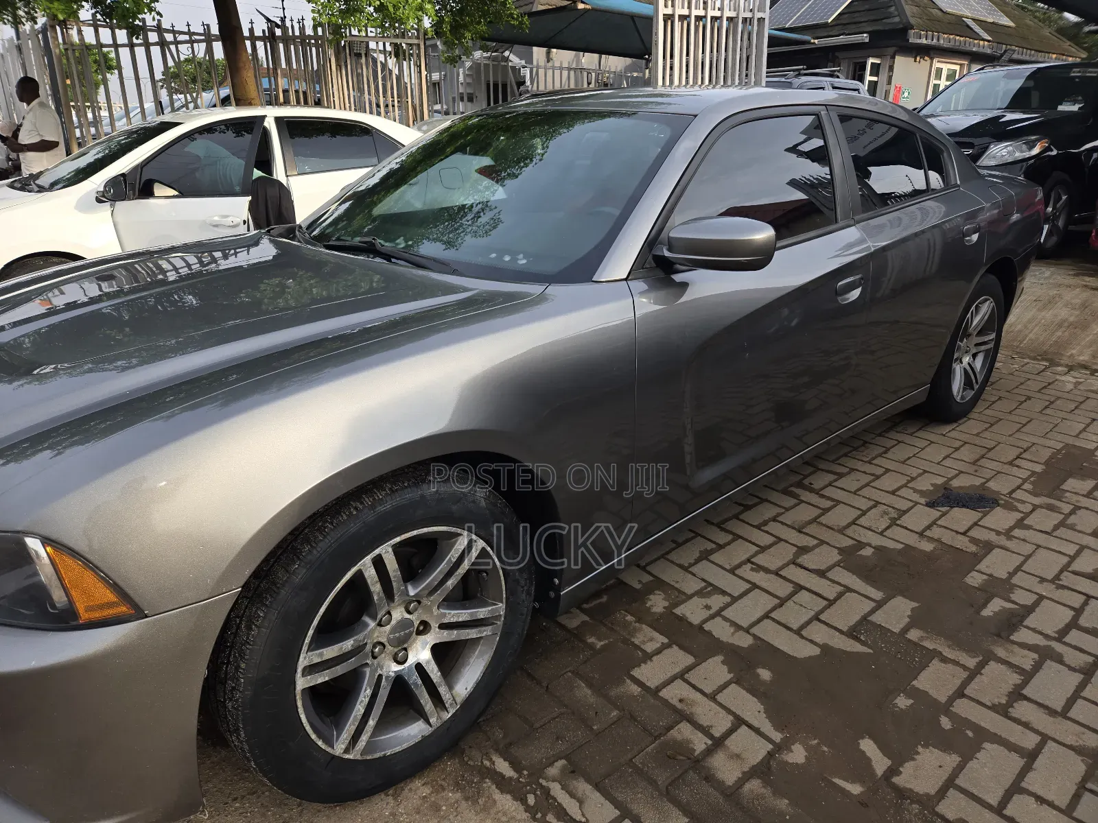 Dodge Charger SXT 2012 Gray