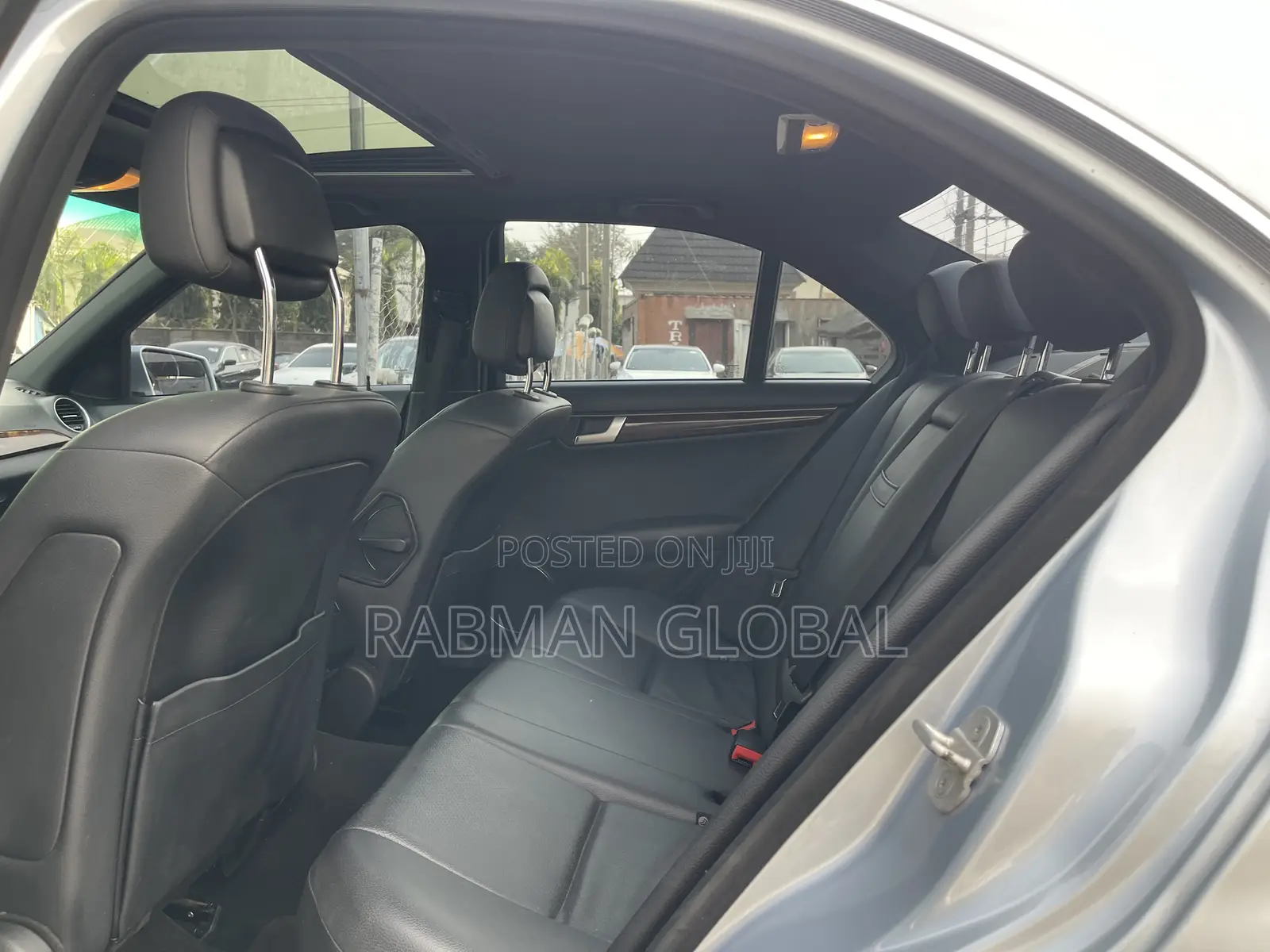 Mercedes-Benz C300 Sport 4Matic Sedan AWD (3.5L 6cyl 7A) 2013 Silver
