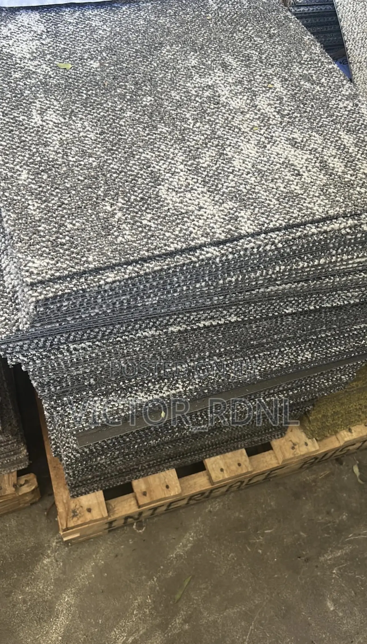 Rug Tiles for Home Offices in Bulk
