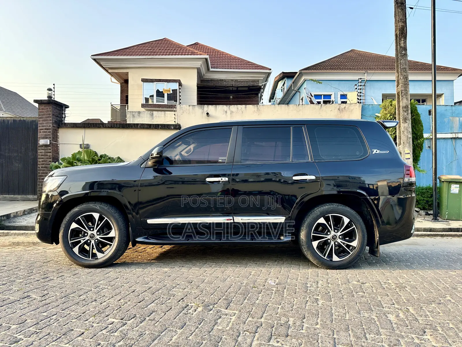 Toyota Land Cruiser 2022 Black