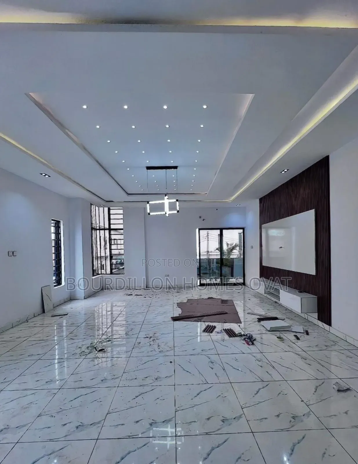 4bdrm Duplex in Ikota for sale