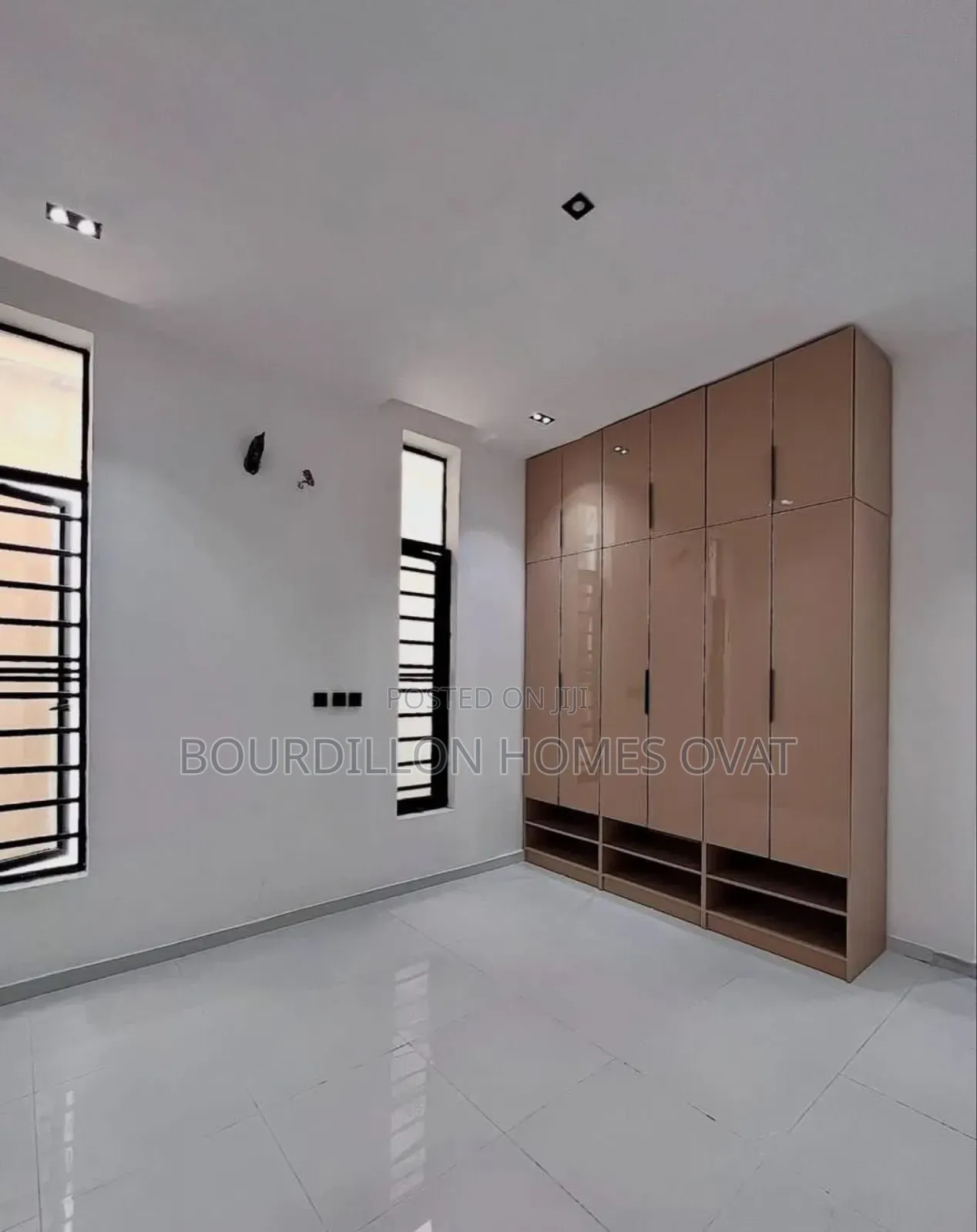 5bdrm Duplex in Ajah for sale