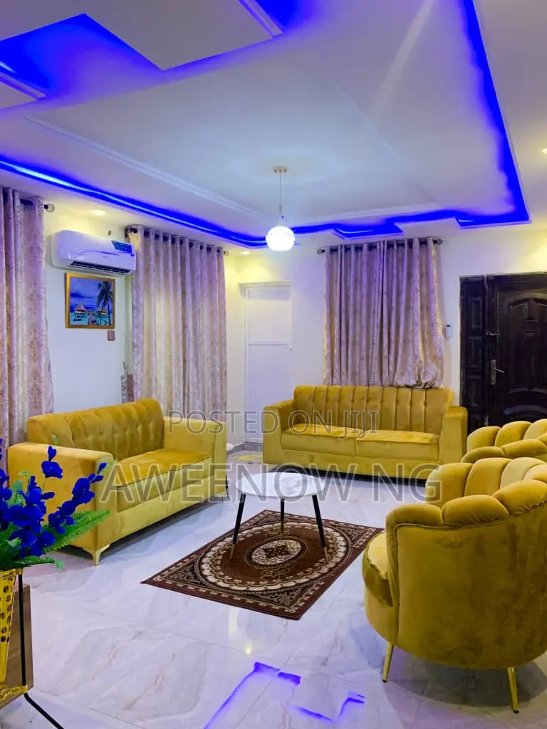 2bdrm FLT Shan