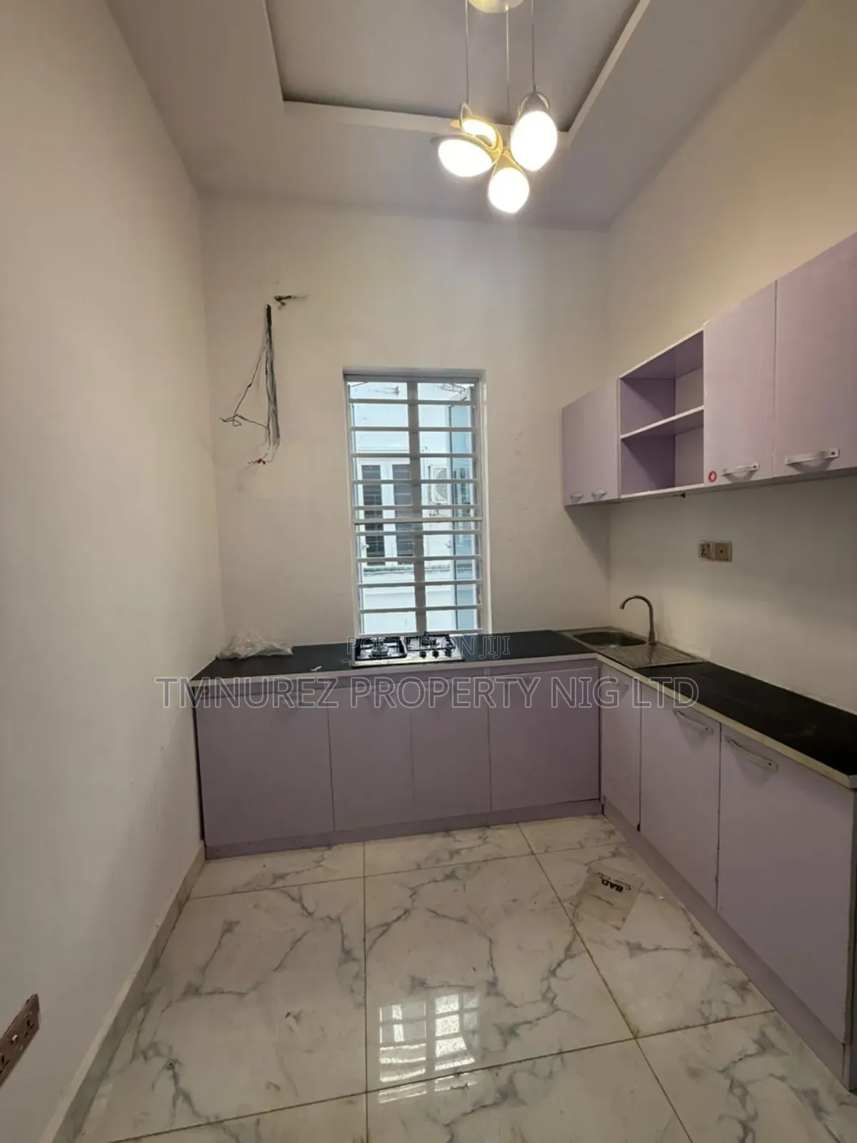 Studio Apartment in Orchild Road, Chevron for rent