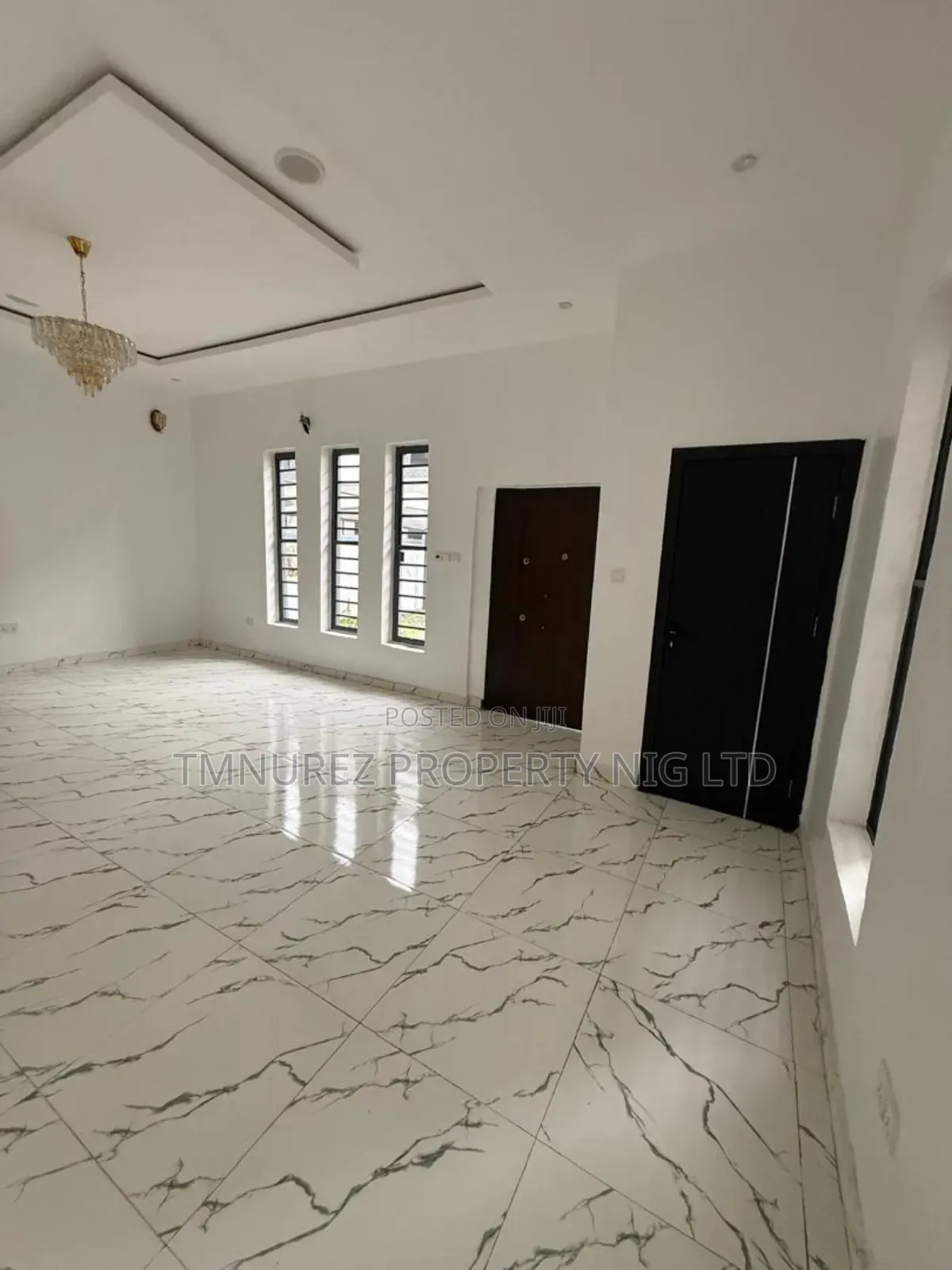 Studio Apartment in Orchild Road, Chevron for rent