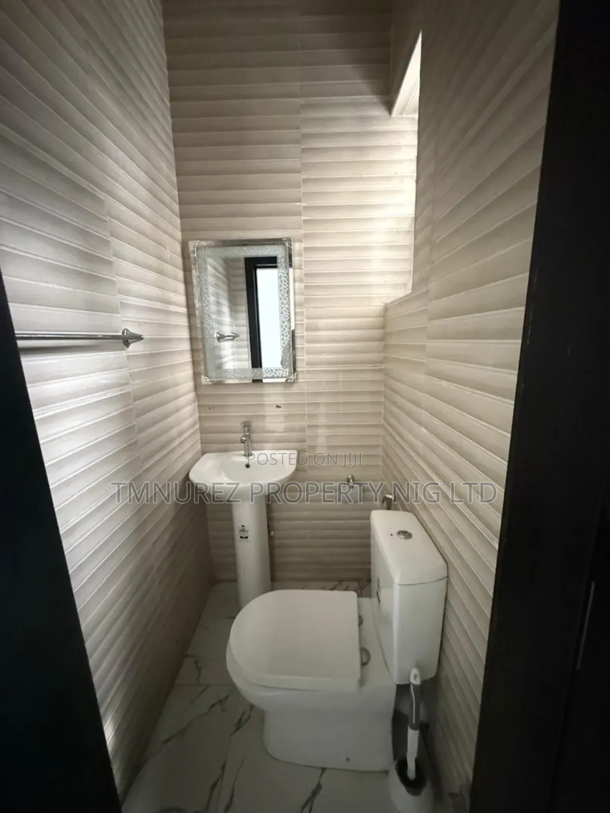Studio Apartment in Orchild Road, Chevron for rent