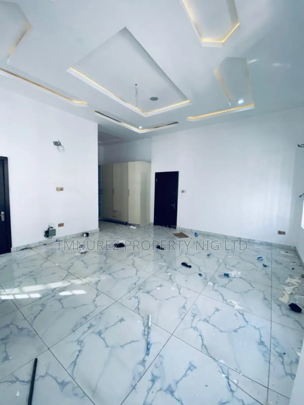 Studio Apartment in Orchild Road, Chevron for rent