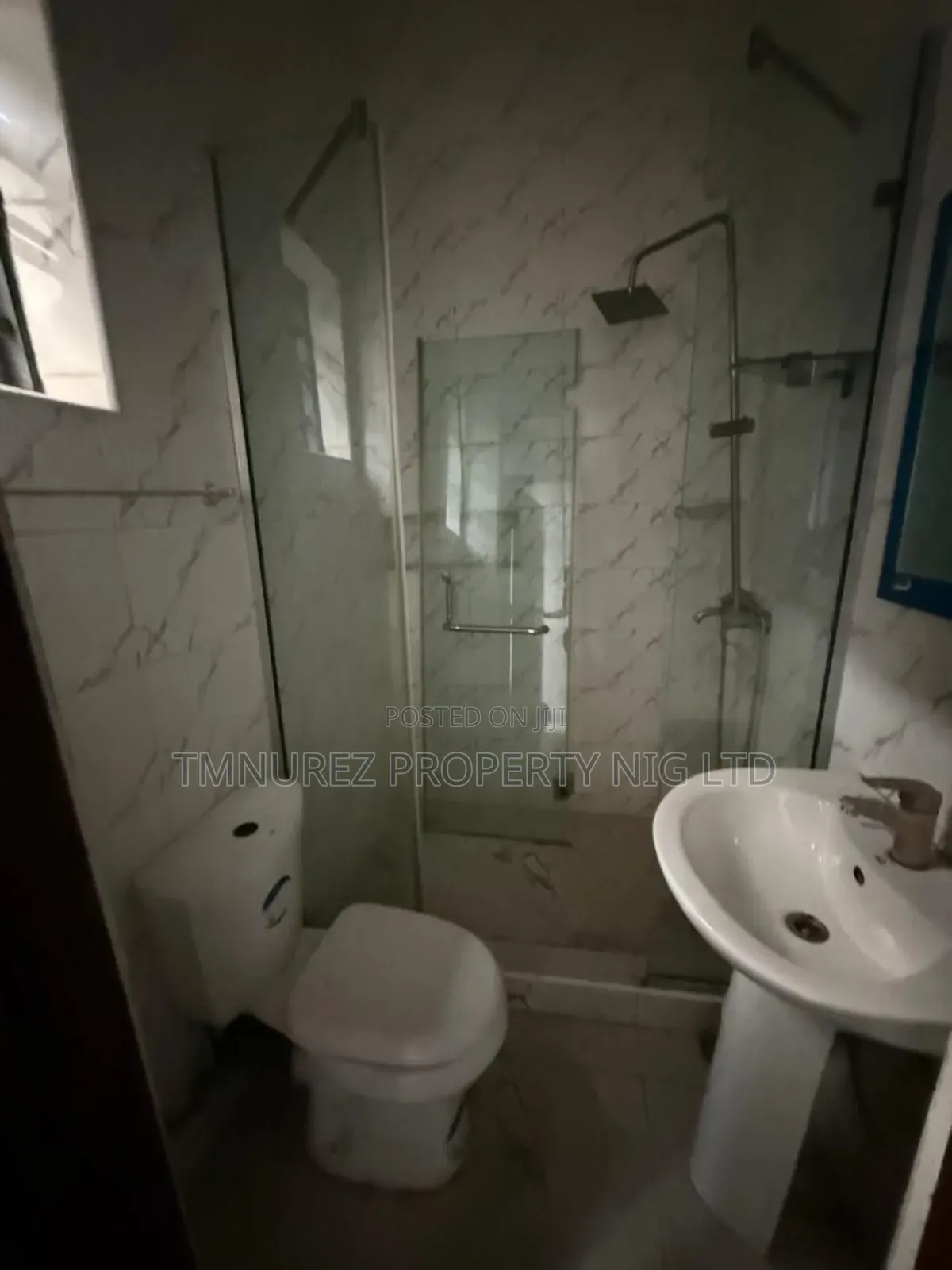Studio Apartment in Oral Estate, Chevron for rent