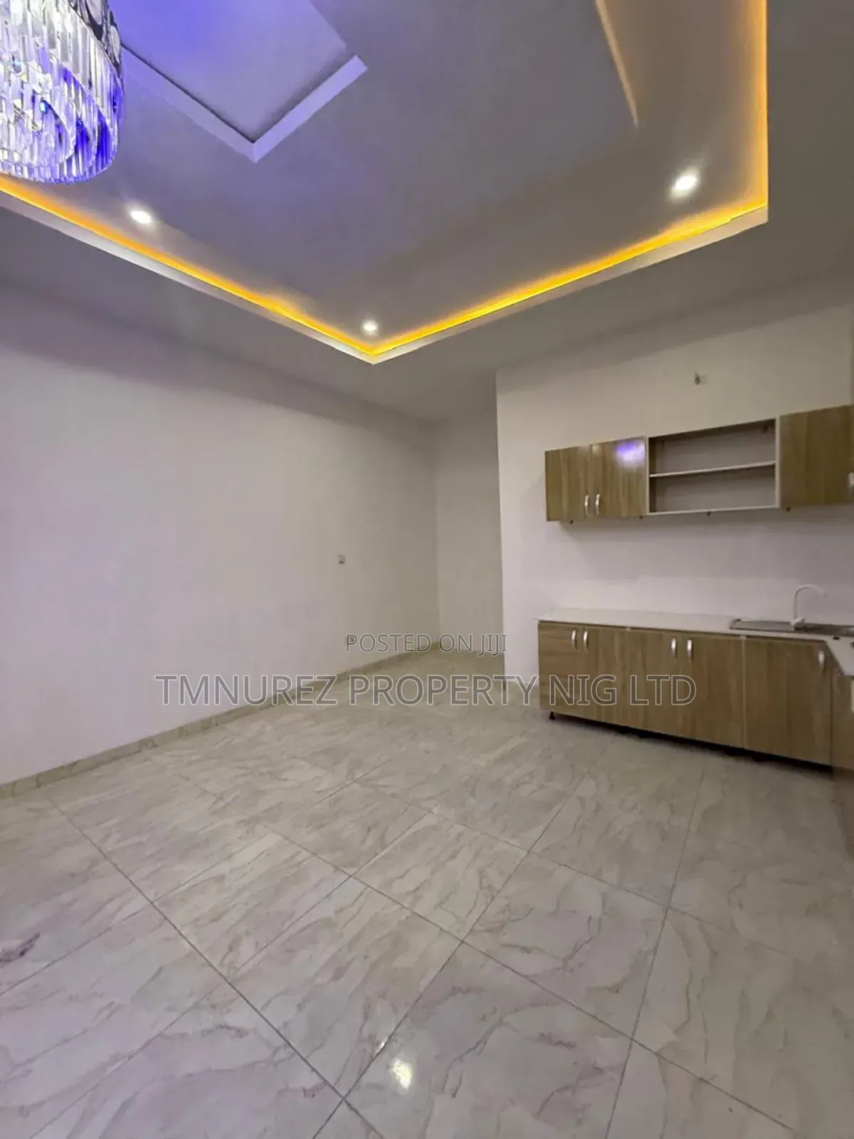 Studio Apartment in Oral Estate, Chevron for rent