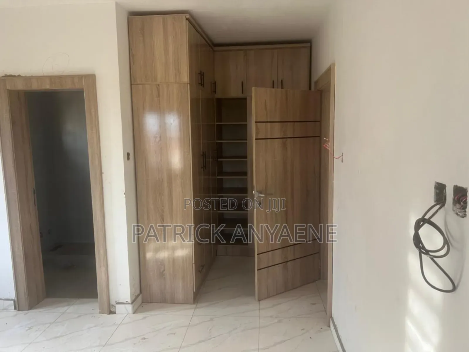 3bdrm Block of Flats in Light Gold Estate, Durumi for sale