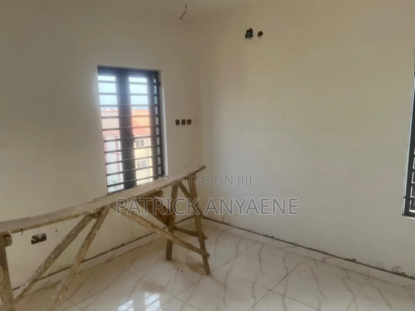 3bdrm Block of Flats in Light Gold Estate, Durumi for sale