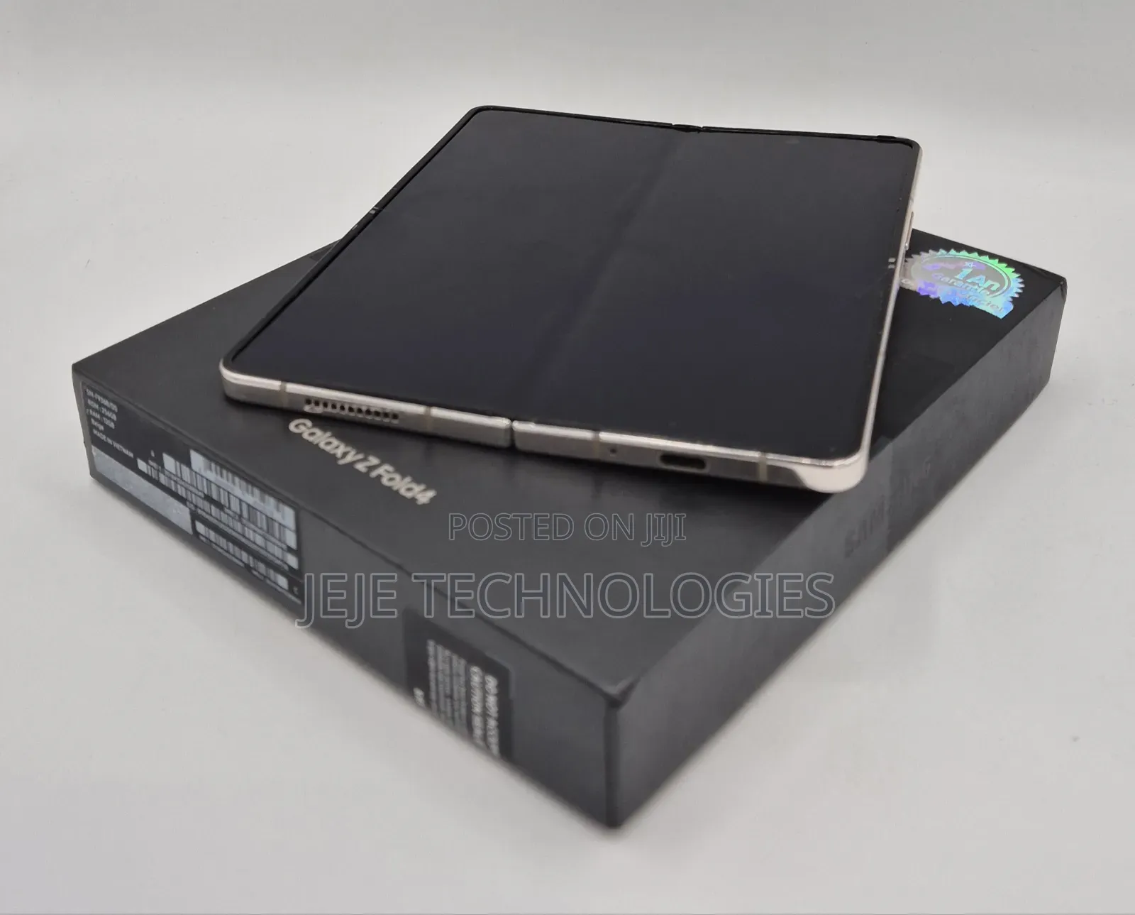 Samsung Galaxy Z Fold4 256 GB Gold
