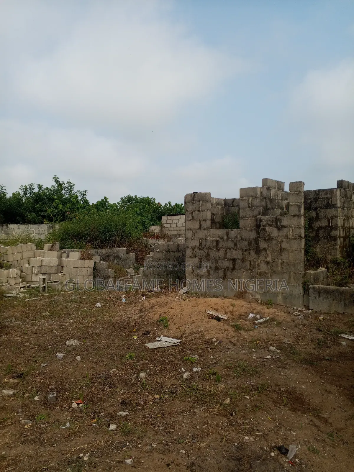 2bdrm Bungalow In Abule Pan Ibeju, Igando-oloja For Sale