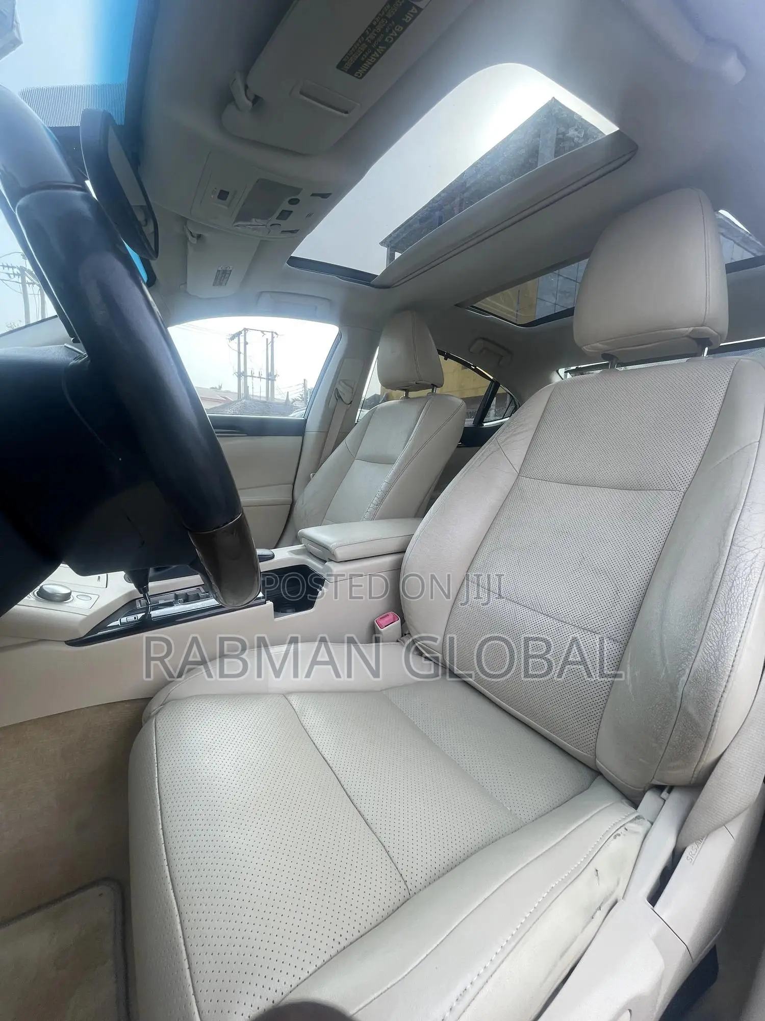 Lexus ES 2013 White