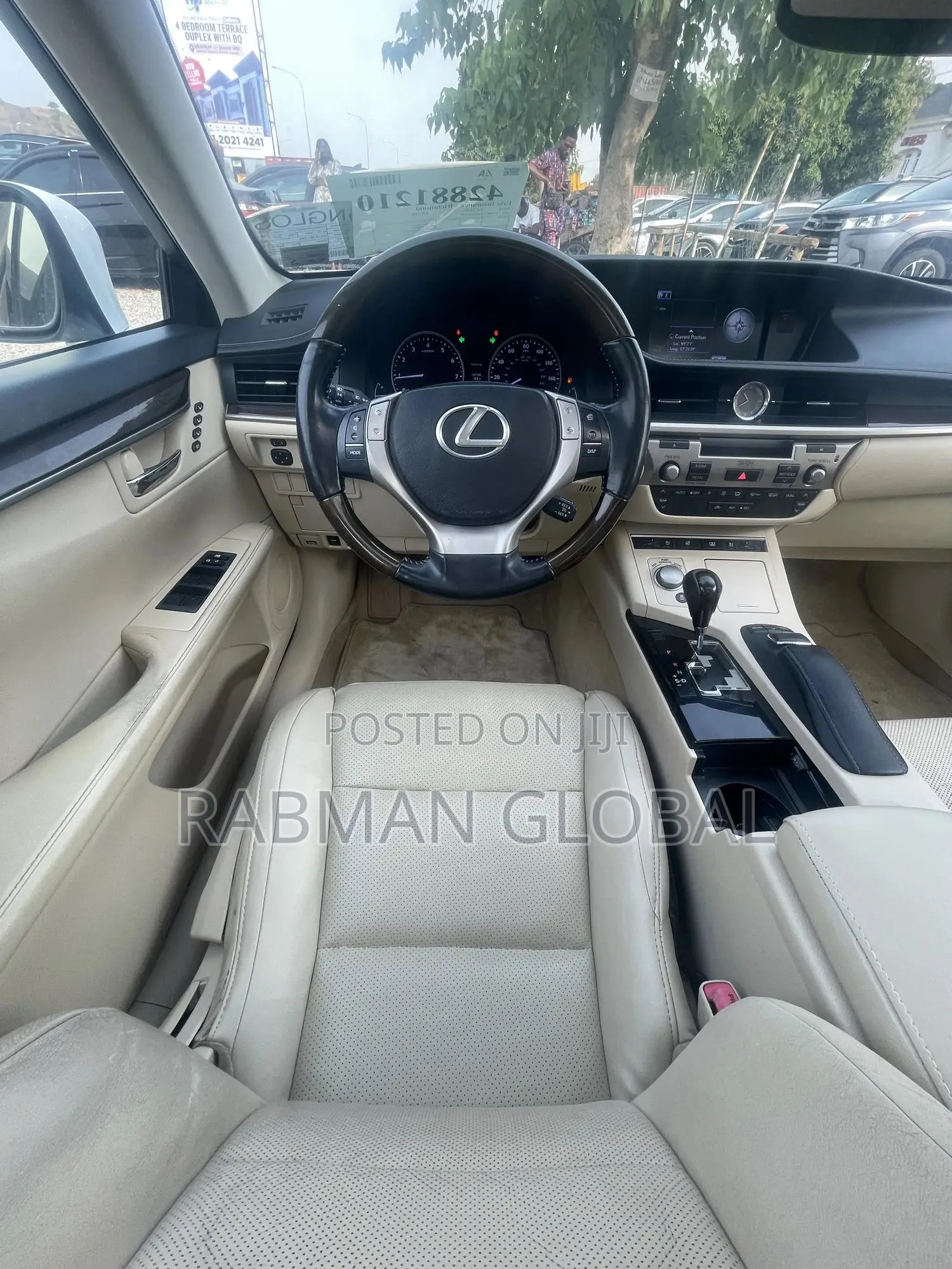 Lexus ES 2013 White