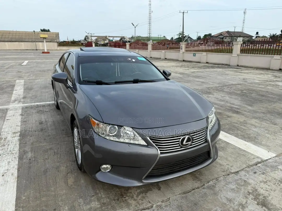 Lexus ES 350 FWD 2015 Gray