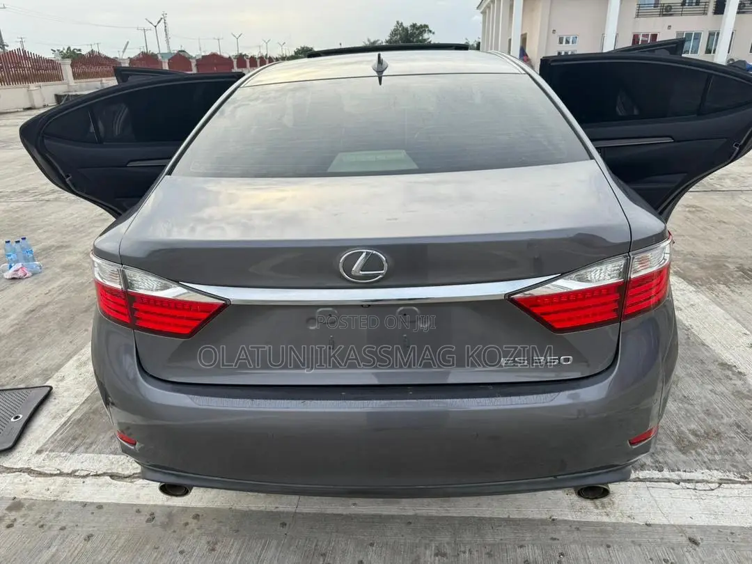 Lexus ES 350 FWD 2015 Gray