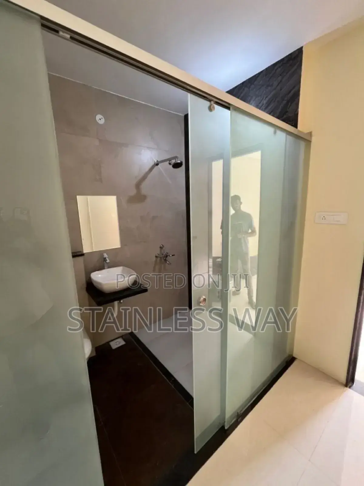 Aquaglass Cubic