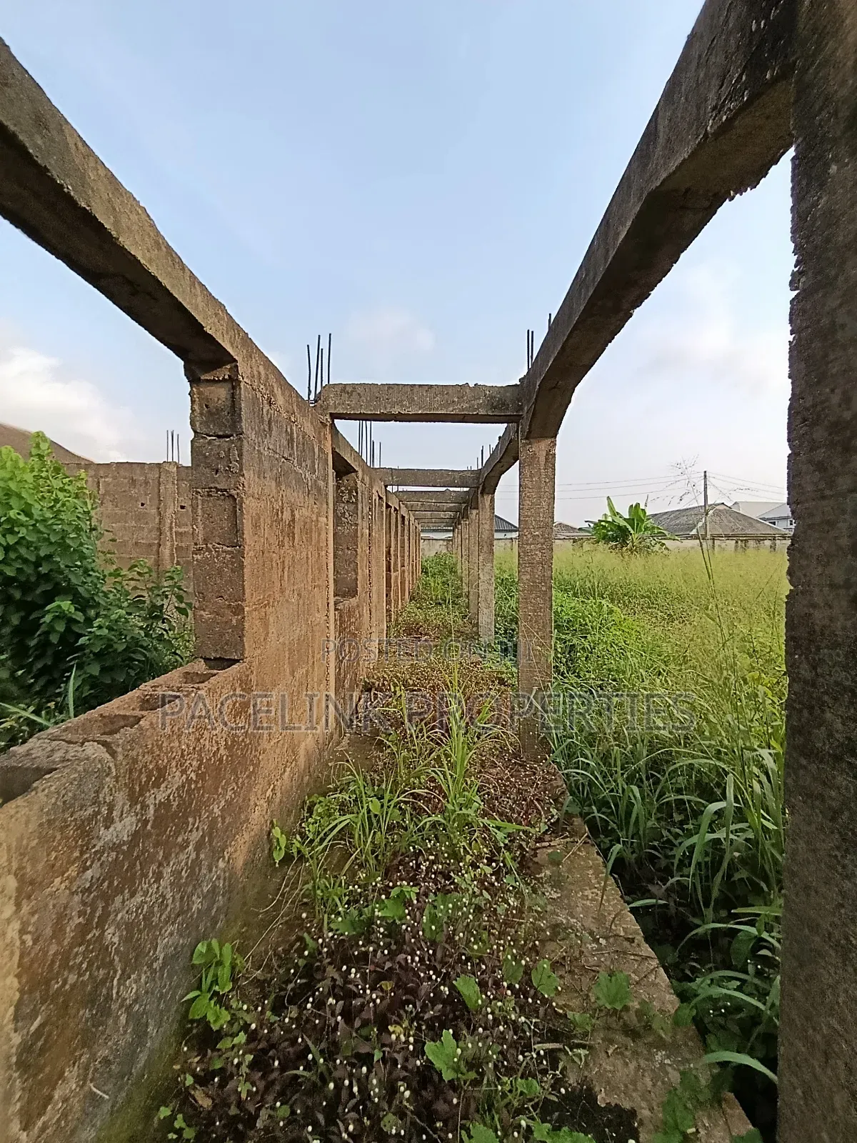 10bdrm Block of Flats in Ado-Odo/Ota for sale
