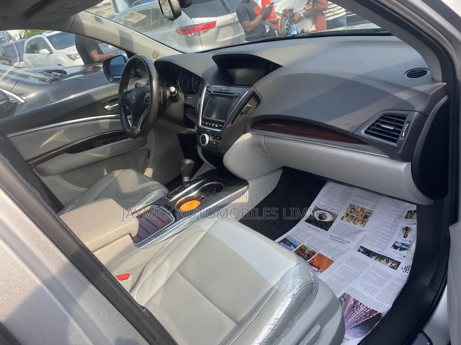 Acura MDX Advance and Entertainment Packages 4dr SUV (3.5L 6cyl 6A)