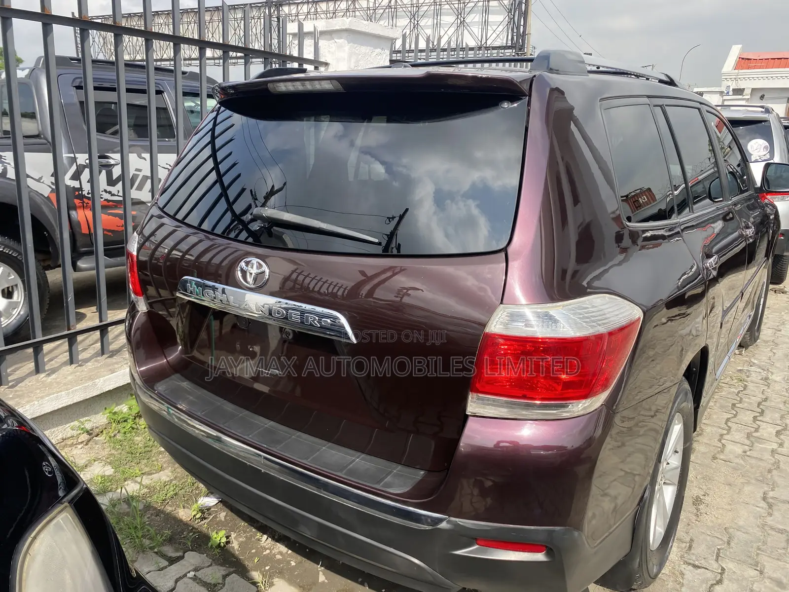 Toyota Highlander Limited 2012 Maroon