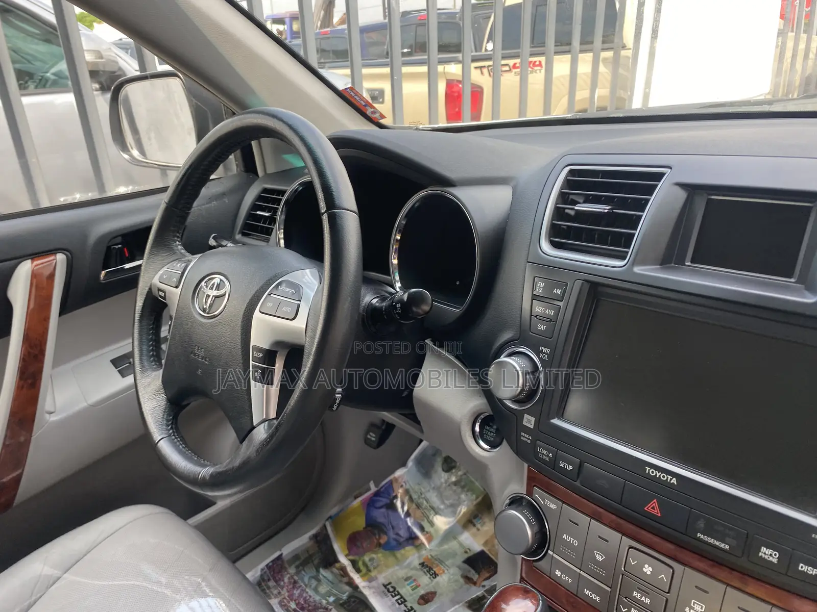 Toyota Highlander Limited 3.5l 4WD 2013 Silver